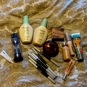 Makeup bundle